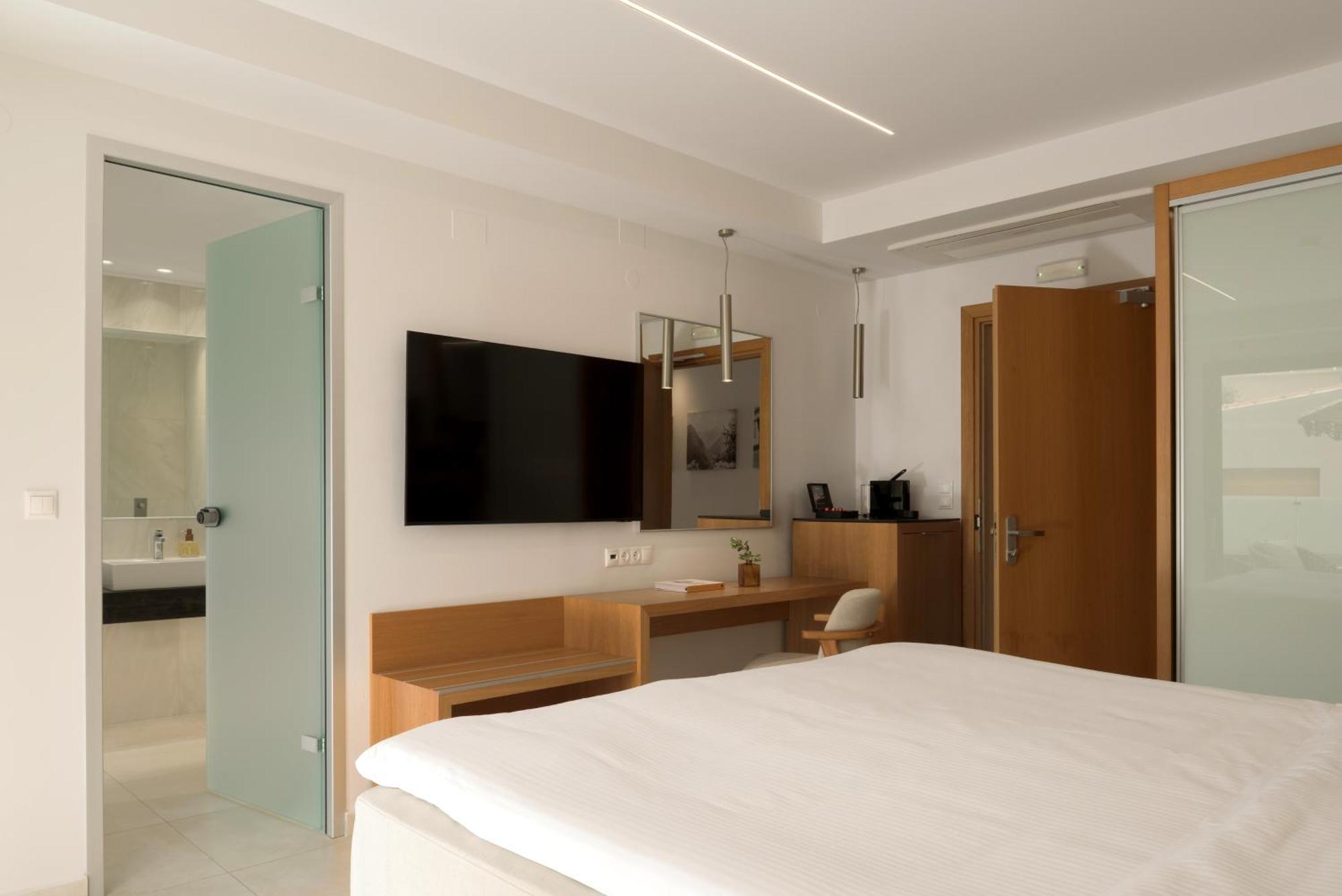 High Beach White - Adults Only Malia  Ngoại thất bức ảnh